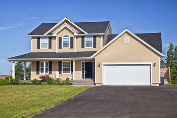 New driveway by Patrick’s Asphalt Paving